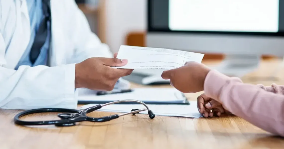 How do online platforms issue doctor certificates?